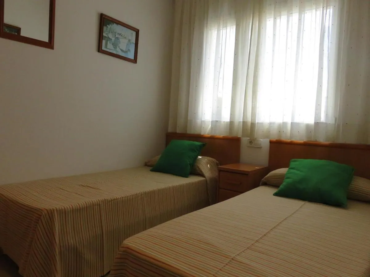 Апартаменты Apartamentos Las Brisas Л'Эстартит Испания